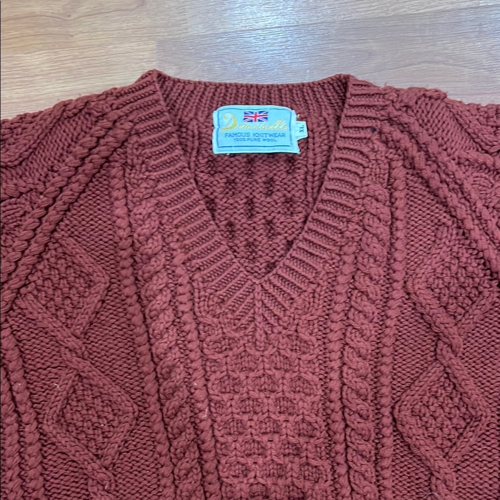 Demoiselle 100% Pure Wool Cable Knit Sweater - Picture 3 of 8